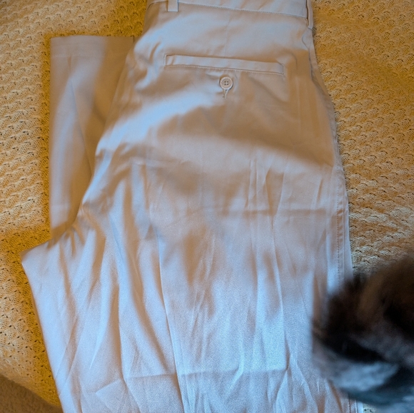 Bundle Men's Stylish dress Pants 6 Pairs Included. - Picture 13 of 14